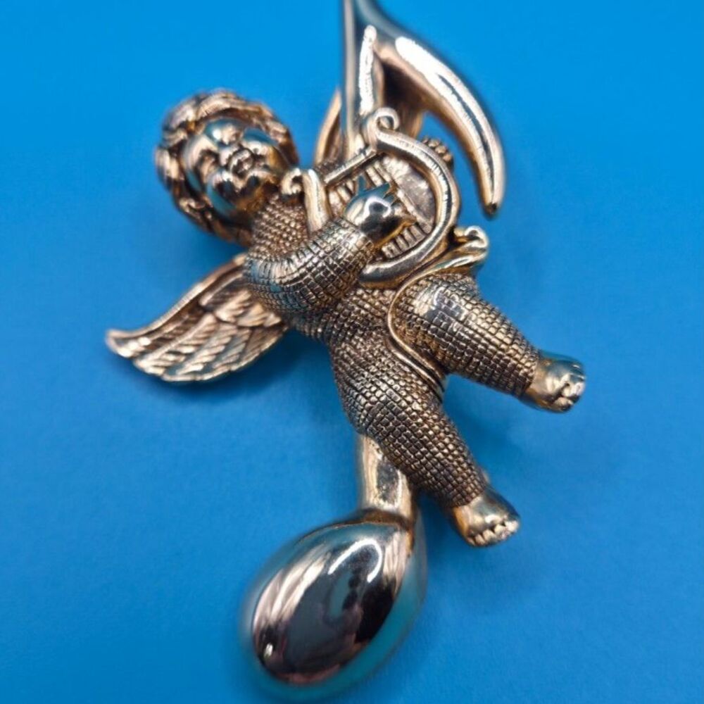 Vintage Angel Cherub Lyre Brooch Pin Gold Tone Figural Musician Cupid 2.3"